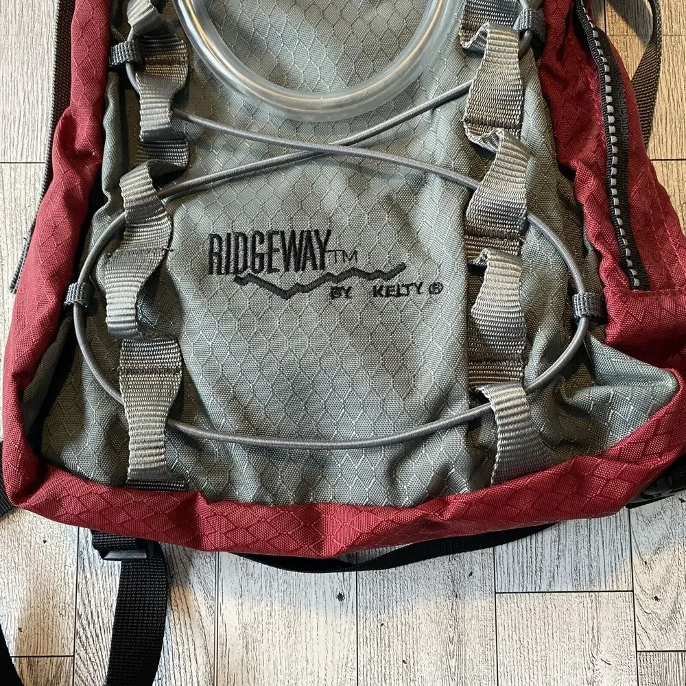 Kelty Ridgeway Red Hydration Backpack Never Used Bladder Pack Included‎